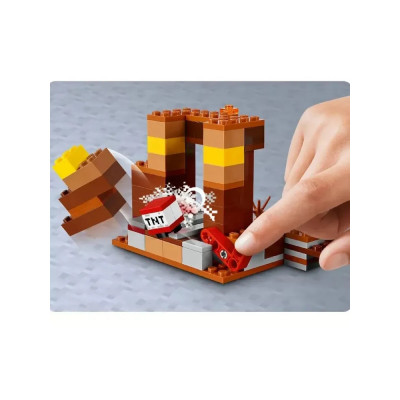 Конструктор Майнкрафт (1018) Торговий пост 201 деталь